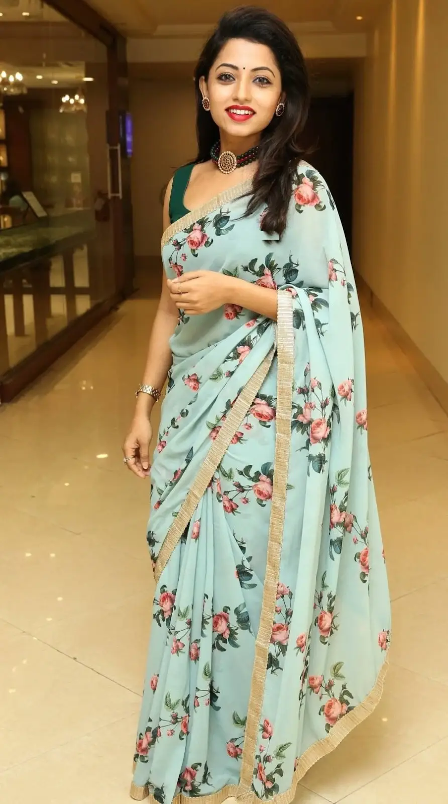 INDIAN TELEVISION ACTRESS NAVYA SWAMY IN BLUE SAREE